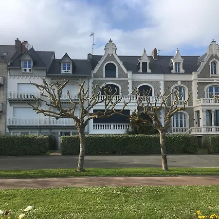 25m Benoit Grands 3p Salon 2 65m2 *